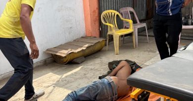 रोड अपघातातील अपघात ग्रस्त नागरिकाचा डो मंदार माळी यांनी वाचवला प्राण