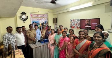 डॉ मंदार माळी यांनी जागतिक महिला दिनानिमित्त किकवी पंचक्रोशीतील होतकरू महिलांना केले सन्मानित